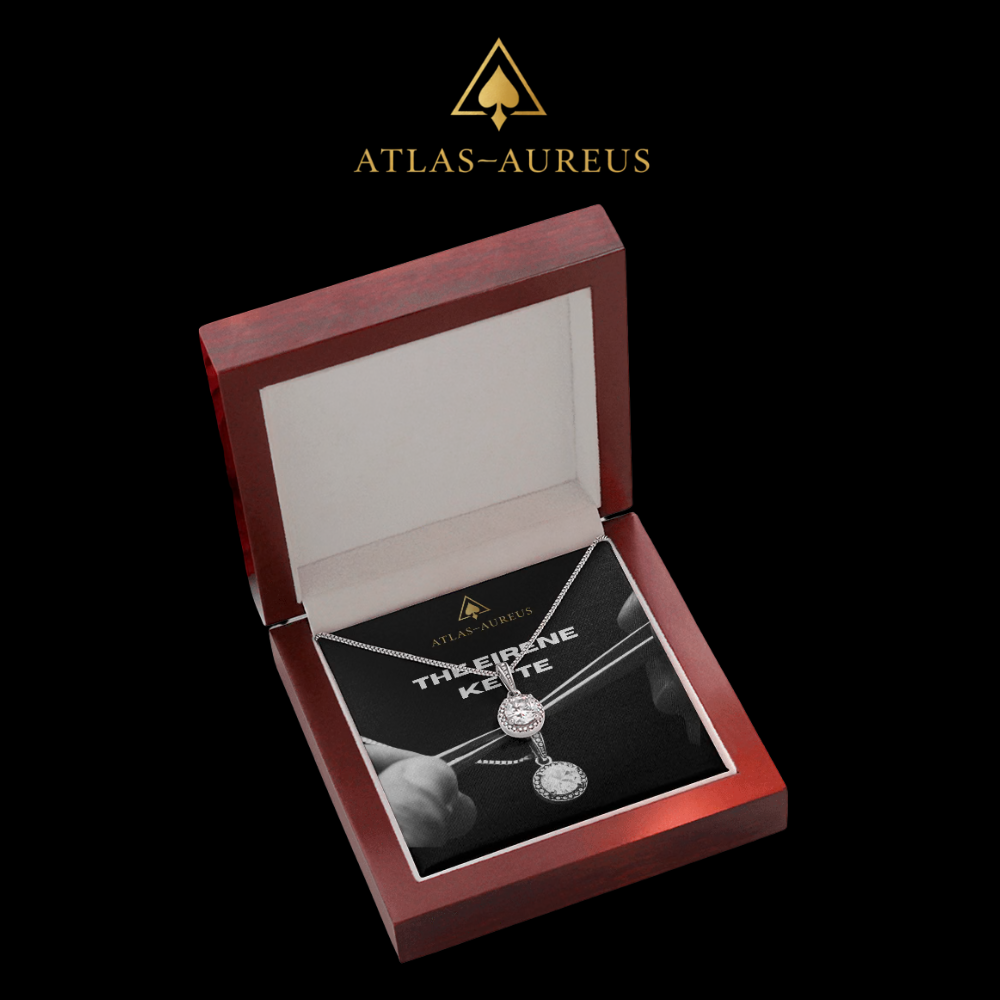 Eirene Halskette mit rundem Zirkonia-Anhänger an verstellbarer Boxkette in Weißgold-Optik, elegantes Schmuckgeschenk für besondere Momente.